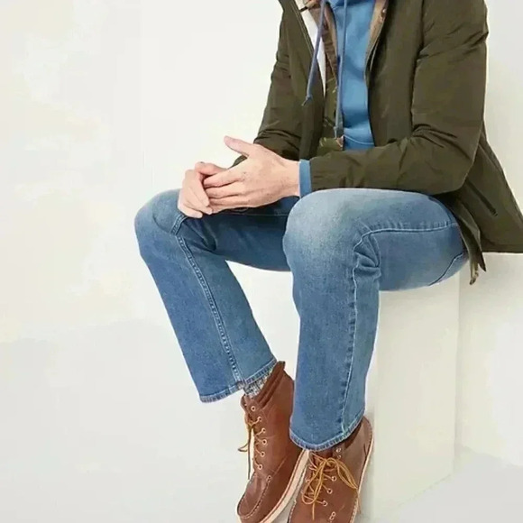 Boot-Cut Built-In Flex Jeans for Men - 30 x 30 - Picture 3 of 4